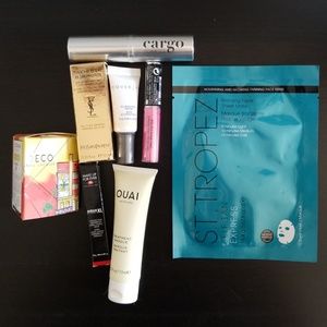Makeup Sampler Box - 8 items